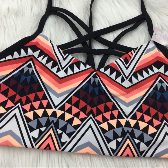 PINK Victoria's Secret Ultimate Unlined bra Sz XS - Picture 2 of 5